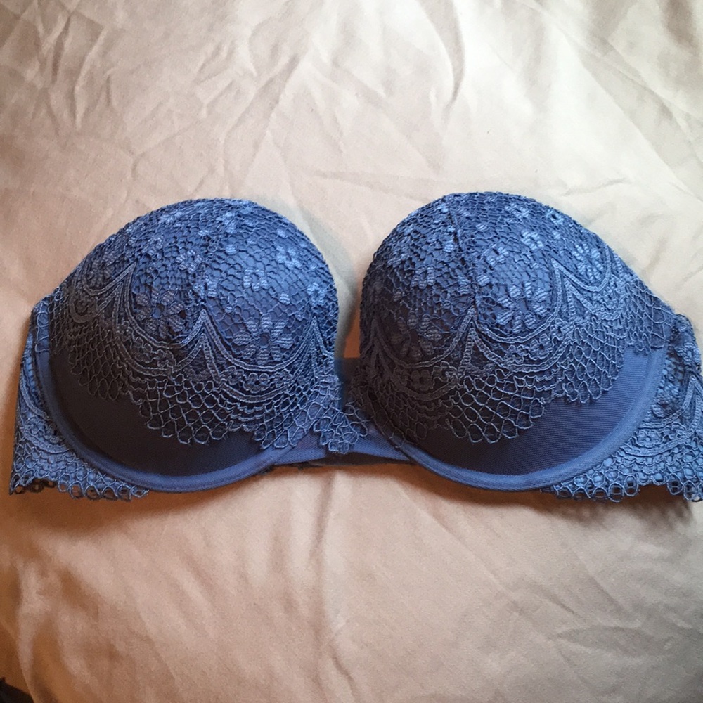 Victoria’s Secret very sexy multi-way lace bra